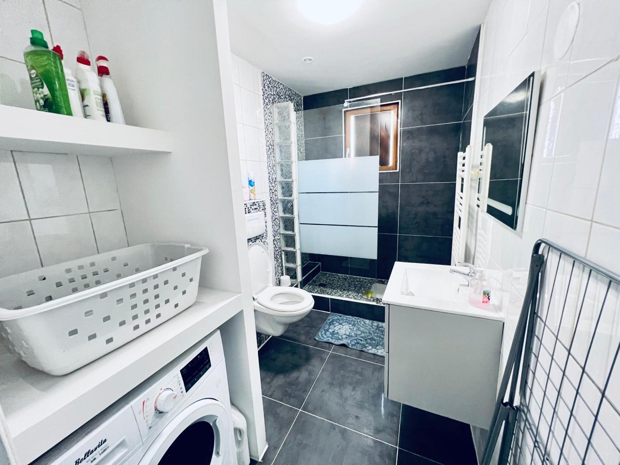 La Maisonnette Un Sejour A Part Longeville-les-Metz Luaran gambar
